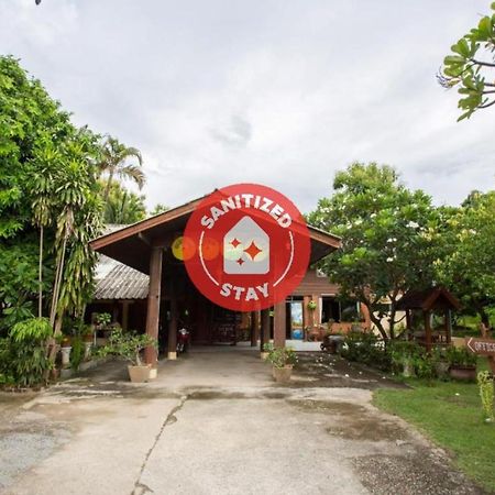 Oyo 909 Guiding Star Resort 清邁 外观 照片