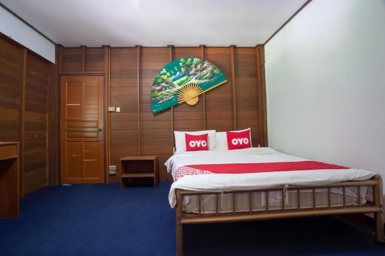 Oyo 909 Guiding Star Resort 清邁 外观 照片