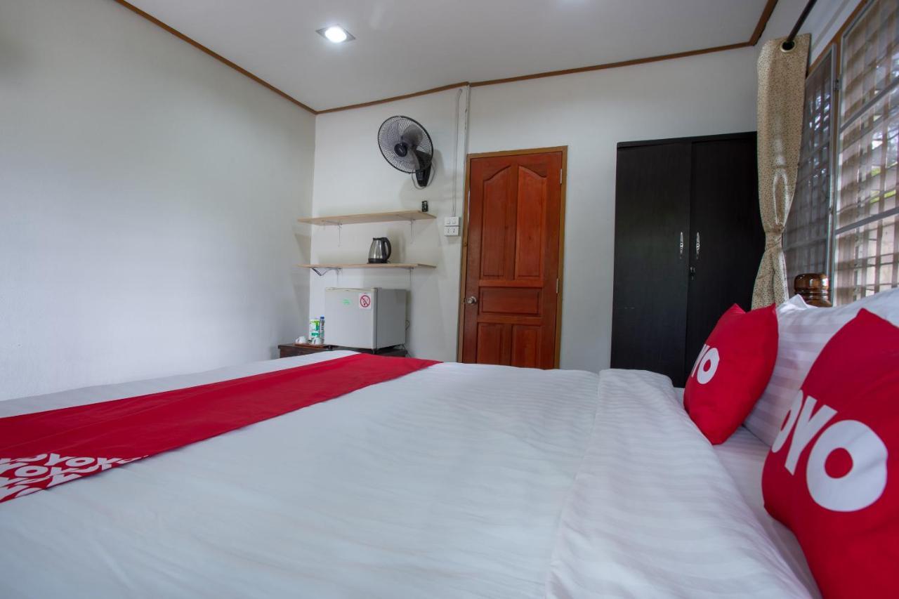 Oyo 909 Guiding Star Resort 清邁 外观 照片