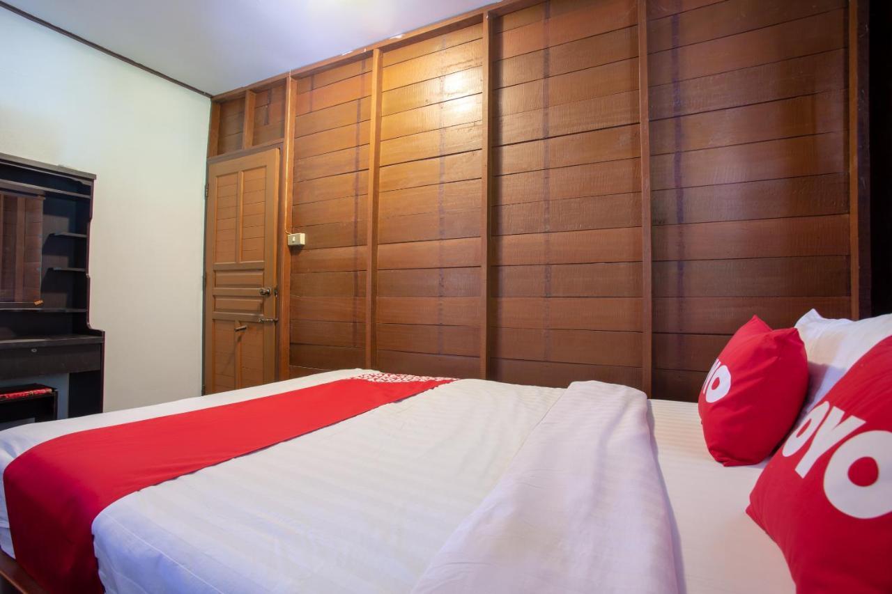 Oyo 909 Guiding Star Resort 清邁 外观 照片
